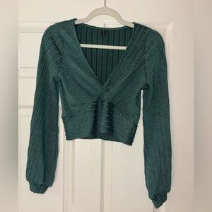 Zaful Women’s Pullover Knit Crop Top V-Neck Long Sleeve - Medium - Green